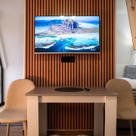 Holiday home Kraljicini Konaci